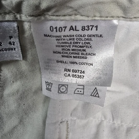 Columbia Off White Cropped Capris Womens Size 10 - Picture 8 of 9